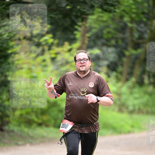 13.04.2025 - Hammer Lauf Dr. Thomas Lammeyer http://msf.ph/oto/7664478 13.04.2025 11:34:48 Laufen 208 meine-sportfotos.de