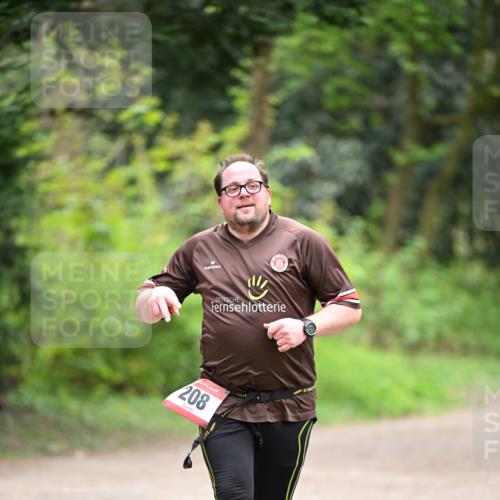 13.04.2025 - Hammer Lauf Dr. Thomas Lammeyer http://msf.ph/oto/7664480 13.04.2025 11:34:48 Laufen 208 meine-sportfotos.de