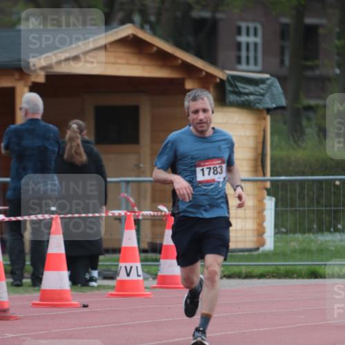 13.04.2025 - Hammer Lauf A. Gomolzig http://msf.ph/oto/7664484 13.04.2025 11:56:27 Ziel 1783 meine-sportfotos.de