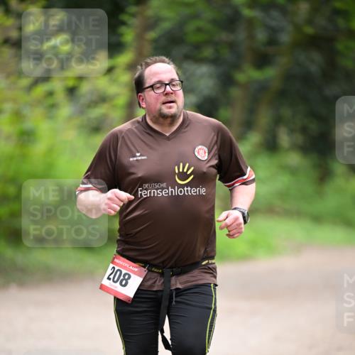 13.04.2025 - Hammer Lauf Dr. Thomas Lammeyer http://msf.ph/oto/7664493 13.04.2025 11:34:49 Laufen 208 meine-sportfotos.de