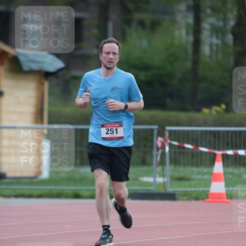 13.04.2025 - Hammer Lauf A. Gomolzig http://msf.ph/oto/7664497 13.04.2025 11:56:35 Ziel 251 meine-sportfotos.de