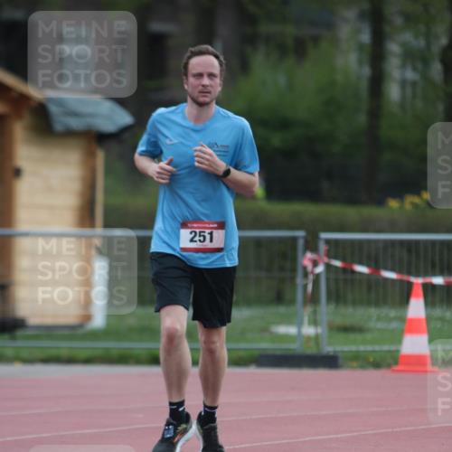 13.04.2025 - Hammer Lauf A. Gomolzig http://msf.ph/oto/7664499 13.04.2025 11:56:35 Ziel 251 meine-sportfotos.de