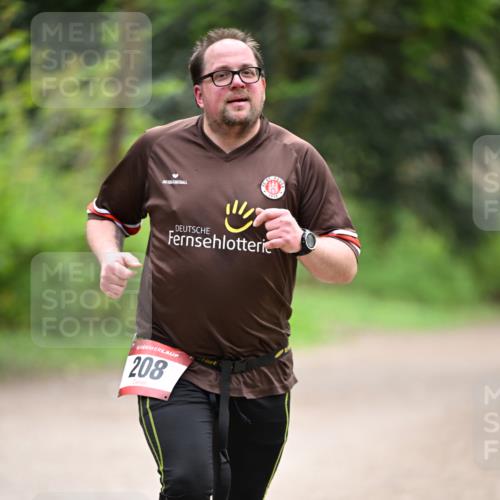 13.04.2025 - Hammer Lauf Dr. Thomas Lammeyer http://msf.ph/oto/7664500 13.04.2025 11:34:49 Laufen 208 meine-sportfotos.de