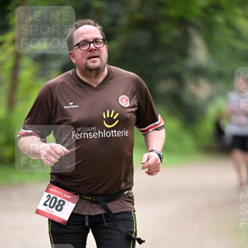 13.04.2025 - Hammer Lauf Dr. Thomas Lammeyer http://msf.ph/oto/7664504 13.04.2025 11:34:50 Laufen 208 meine-sportfotos.de