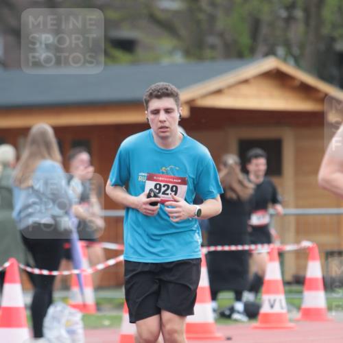 13.04.2025 - Hammer Lauf A. Gomolzig http://msf.ph/oto/7664516 13.04.2025 11:57:07 Ziel 475, 929, 1258 meine-sportfotos.de