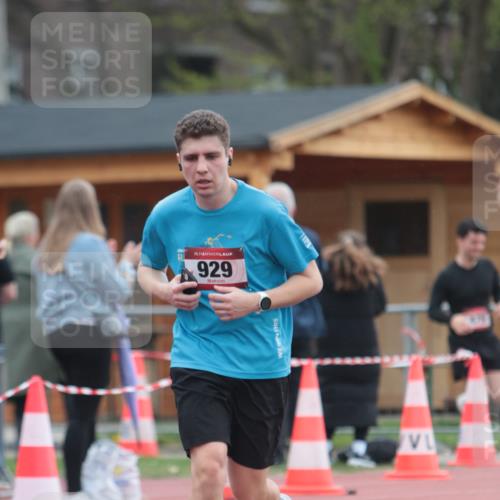 13.04.2025 - Hammer Lauf A. Gomolzig http://msf.ph/oto/7664518 13.04.2025 11:57:07 Ziel 475, 929, 1258 meine-sportfotos.de