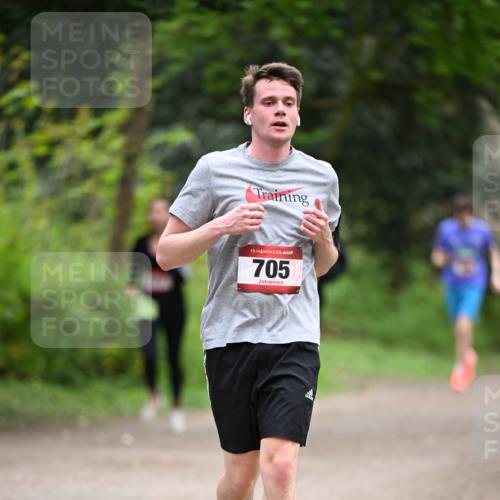 13.04.2025 - Hammer Lauf Dr. Thomas Lammeyer http://msf.ph/oto/7664519 13.04.2025 11:34:58 Laufen 15, 705 meine-sportfotos.de