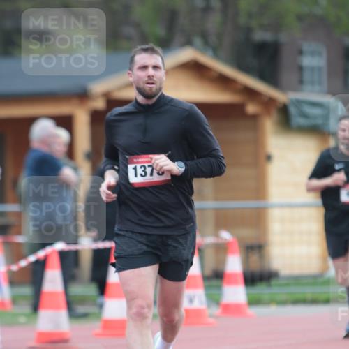13.04.2025 - Hammer Lauf A. Gomolzig http://msf.ph/oto/7664538 13.04.2025 11:57:33 Ziel 670, 1375 meine-sportfotos.de