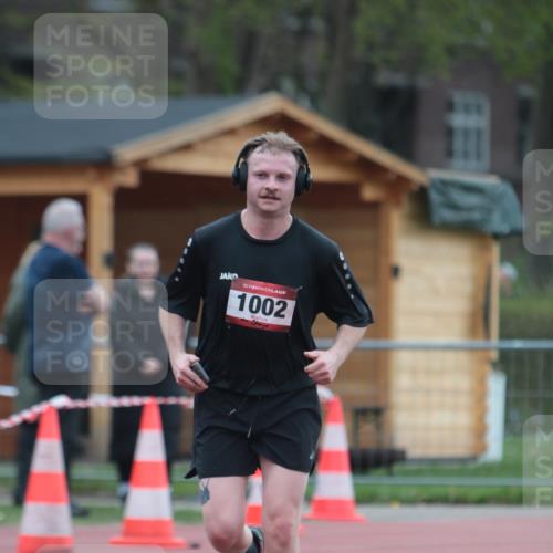 13.04.2025 - Hammer Lauf A. Gomolzig http://msf.ph/oto/7664551 13.04.2025 11:57:54 Ziel 178, 1002 meine-sportfotos.de