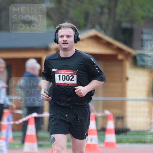 13.04.2025 - Hammer Lauf A. Gomolzig http://msf.ph/oto/7664553 13.04.2025 11:57:55 Ziel 178, 1002 meine-sportfotos.de