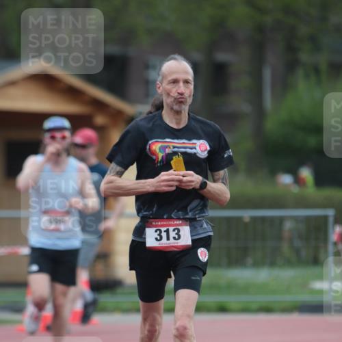 13.04.2025 - Hammer Lauf A. Gomolzig http://msf.ph/oto/7664564 13.04.2025 11:58:07 Ziel 313, 986 meine-sportfotos.de