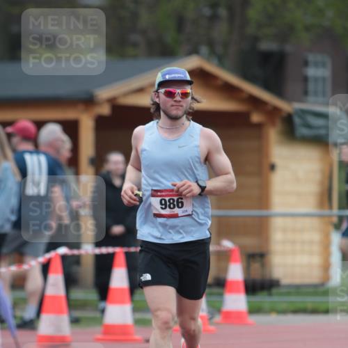 13.04.2025 - Hammer Lauf A. Gomolzig http://msf.ph/oto/7664570 13.04.2025 11:58:09 Ziel 313, 986 meine-sportfotos.de