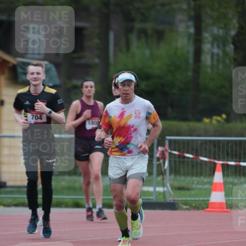 13.04.2025 - Hammer Lauf A. Gomolzig http://msf.ph/oto/7664589 13.04.2025 11:58:26 Ziel 693, 704, 1341, 1808 meine-sportfotos.de