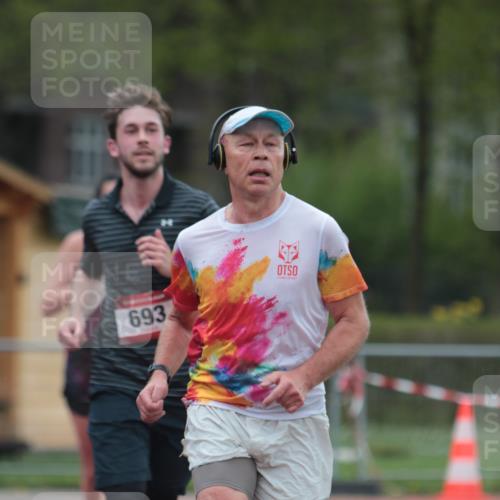13.04.2025 - Hammer Lauf A. Gomolzig http://msf.ph/oto/7664600 13.04.2025 11:58:29 Ziel 693, 704, 1341, 1808 meine-sportfotos.de