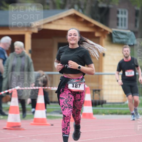 13.04.2025 - Hammer Lauf A. Gomolzig http://msf.ph/oto/7664611 13.04.2025 11:58:39 Ziel 187 meine-sportfotos.de