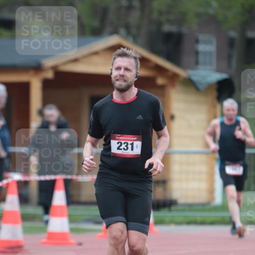 13.04.2025 - Hammer Lauf A. Gomolzig http://msf.ph/oto/7664618 13.04.2025 11:58:46 Ziel 231 meine-sportfotos.de