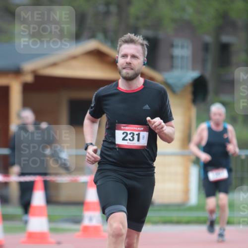 13.04.2025 - Hammer Lauf A. Gomolzig http://msf.ph/oto/7664620 13.04.2025 11:58:46 Ziel 231 meine-sportfotos.de