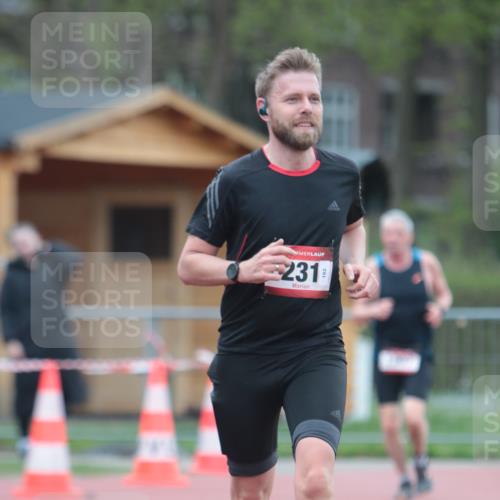 13.04.2025 - Hammer Lauf A. Gomolzig http://msf.ph/oto/7664622 13.04.2025 11:58:46 Ziel 231 meine-sportfotos.de