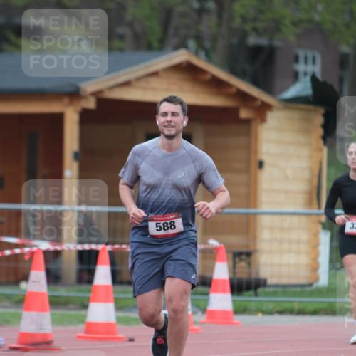 13.04.2025 - Hammer Lauf A. Gomolzig http://msf.ph/oto/7664648 13.04.2025 11:59:08 Ziel 588, 1896 meine-sportfotos.de