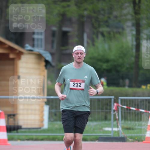 13.04.2025 - Hammer Lauf A. Gomolzig http://msf.ph/oto/7664672 13.04.2025 11:59:21 Ziel 232 meine-sportfotos.de
