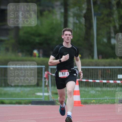 13.04.2025 - Hammer Lauf A. Gomolzig http://msf.ph/oto/7664686 13.04.2025 11:59:32 Ziel 11 meine-sportfotos.de
