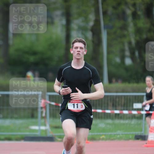 13.04.2025 - Hammer Lauf A. Gomolzig http://msf.ph/oto/7664689 13.04.2025 11:59:33 Ziel 11, 432 meine-sportfotos.de