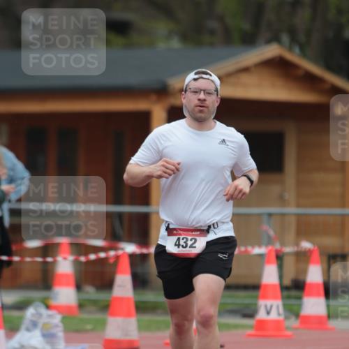 13.04.2025 - Hammer Lauf A. Gomolzig http://msf.ph/oto/7664696 13.04.2025 11:59:39 Ziel 432 meine-sportfotos.de