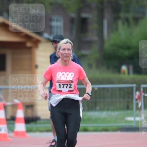 13.04.2025 - Hammer Lauf A. Gomolzig http://msf.ph/oto/7664703 13.04.2025 11:59:52 Ziel 334, 615, 1772 meine-sportfotos.de