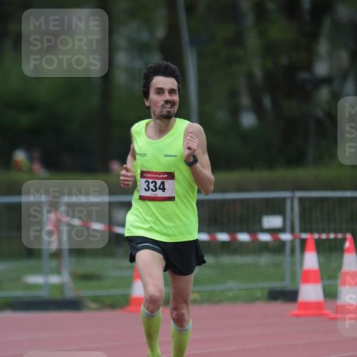 13.04.2025 - Hammer Lauf A. Gomolzig http://msf.ph/oto/7664721 13.04.2025 11:59:57 Ziel 334, 572, 614, 615 meine-sportfotos.de