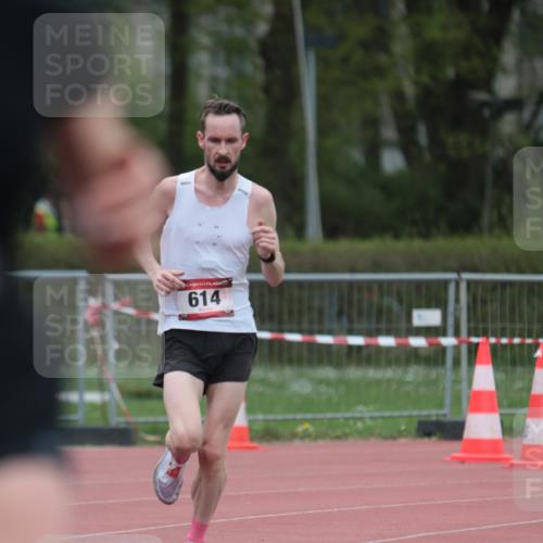 13.04.2025 - Hammer Lauf A. Gomolzig http://msf.ph/oto/7664742 13.04.2025 12:00:04 Ziel 218, 572, 614, 1930 meine-sportfotos.de
