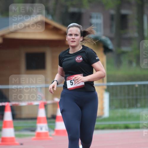 13.04.2025 - Hammer Lauf A. Gomolzig http://msf.ph/oto/7664786 13.04.2025 12:00:41 Ziel 571 meine-sportfotos.de