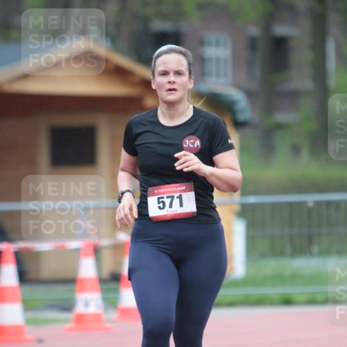 13.04.2025 - Hammer Lauf A. Gomolzig http://msf.ph/oto/7664788 13.04.2025 12:00:42 Ziel 571 meine-sportfotos.de