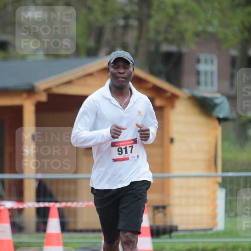13.04.2025 - Hammer Lauf A. Gomolzig http://msf.ph/oto/7664793 13.04.2025 12:00:56 Ziel 1, 917 meine-sportfotos.de