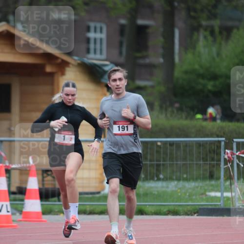 13.04.2025 - Hammer Lauf A. Gomolzig http://msf.ph/oto/7664802 13.04.2025 12:01:02 Ziel 1, 191 meine-sportfotos.de