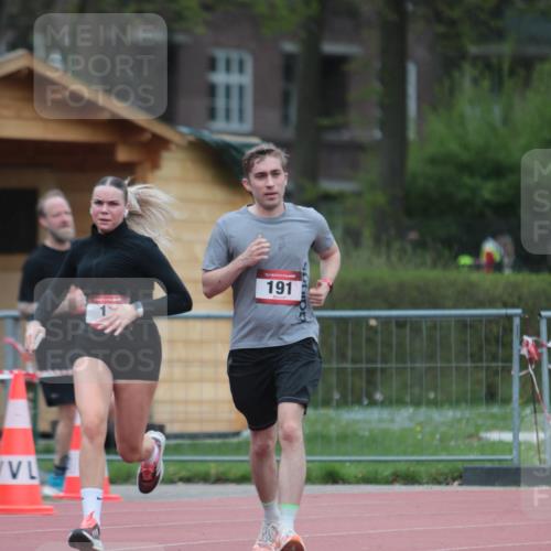 13.04.2025 - Hammer Lauf A. Gomolzig http://msf.ph/oto/7664803 13.04.2025 12:01:03 Ziel 1, 191 meine-sportfotos.de