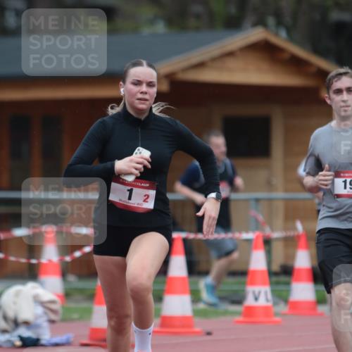 13.04.2025 - Hammer Lauf A. Gomolzig http://msf.ph/oto/7664810 13.04.2025 12:01:05 Ziel 1, 191, 1051 meine-sportfotos.de