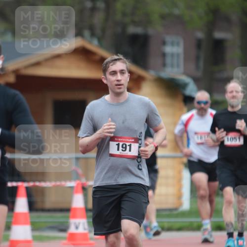 13.04.2025 - Hammer Lauf A. Gomolzig http://msf.ph/oto/7664812 13.04.2025 12:01:05 Ziel 1, 191, 1051 meine-sportfotos.de