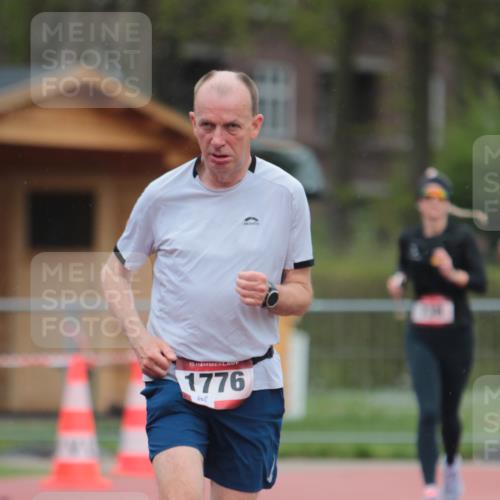 13.04.2025 - Hammer Lauf A. Gomolzig http://msf.ph/oto/7664829 13.04.2025 12:01:18 Ziel 481, 738, 1776 meine-sportfotos.de