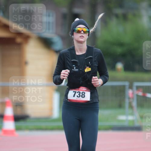 13.04.2025 - Hammer Lauf A. Gomolzig http://msf.ph/oto/7664838 13.04.2025 12:01:22 Ziel 738 meine-sportfotos.de