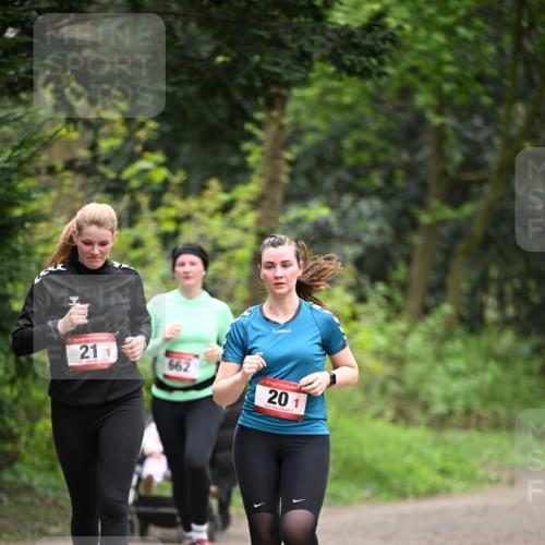 13.04.2025 - Hammer Lauf Dr. Thomas Lammeyer http://msf.ph/oto/7664845 13.04.2025 11:36:12 Laufen 211, 662, 15, 201 meine-sportfotos.de