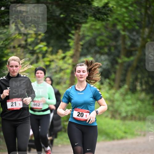 13.04.2025 - Hammer Lauf Dr. Thomas Lammeyer http://msf.ph/oto/7664857 13.04.2025 11:36:12 Laufen 15, 21, 1, 3, 662, 15, 201, 1 meine-sportfotos.de