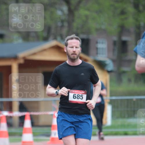 13.04.2025 - Hammer Lauf A. Gomolzig http://msf.ph/oto/7664865 13.04.2025 12:01:37 Ziel 9, 320, 685 meine-sportfotos.de