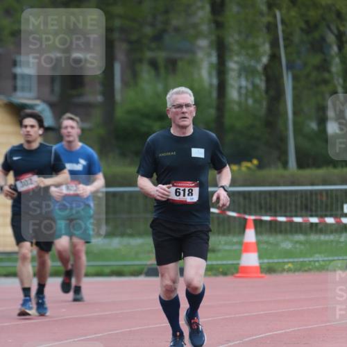 13.04.2025 - Hammer Lauf A. Gomolzig http://msf.ph/oto/7664952 13.04.2025 12:03:56 Ziel 302, 923 meine-sportfotos.de
