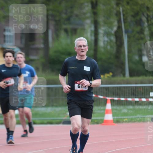 13.04.2025 - Hammer Lauf A. Gomolzig http://msf.ph/oto/7664953 13.04.2025 12:03:56 Ziel 302, 923 meine-sportfotos.de