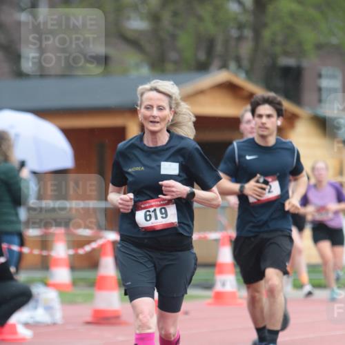 13.04.2025 - Hammer Lauf A. Gomolzig http://msf.ph/oto/7664961 13.04.2025 12:03:58 Ziel 302, 923 meine-sportfotos.de