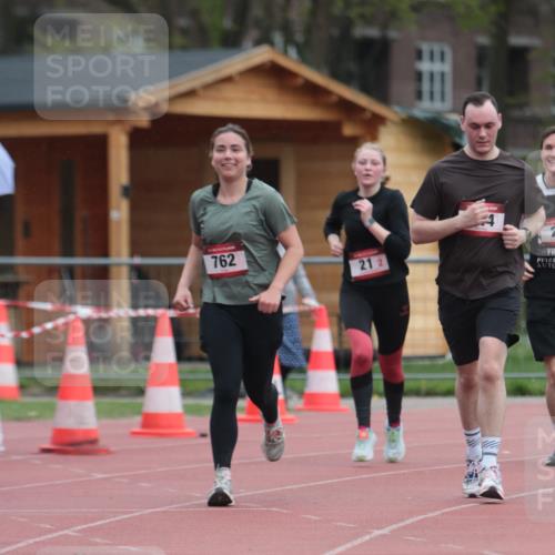13.04.2025 - Hammer Lauf A. Gomolzig http://msf.ph/oto/7664986 13.04.2025 12:04:14 Ziel 20, 21, 244, 762, 1331 meine-sportfotos.de