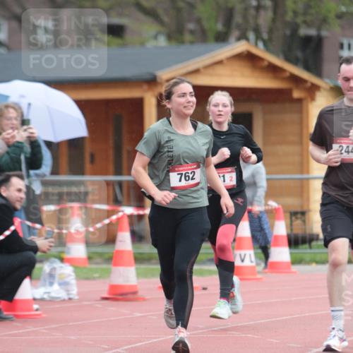 13.04.2025 - Hammer Lauf A. Gomolzig http://msf.ph/oto/7664990 13.04.2025 12:04:15 Ziel 20, 21, 244, 762, 1331 meine-sportfotos.de