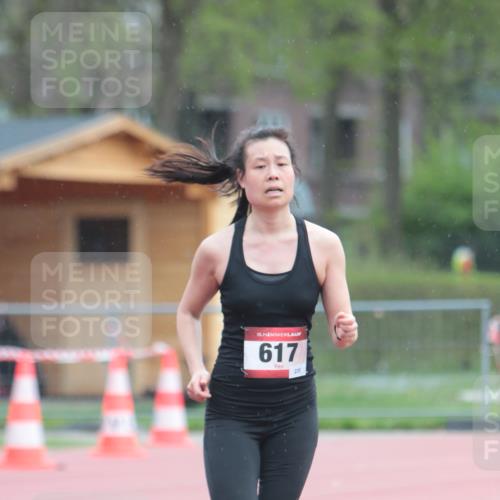 13.04.2025 - Hammer Lauf A. Gomolzig http://msf.ph/oto/7665035 13.04.2025 12:05:00 Ziel 617 meine-sportfotos.de