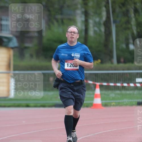 13.04.2025 - Hammer Lauf A. Gomolzig http://msf.ph/oto/7665044 13.04.2025 12:05:12 Ziel 1125, 1208 meine-sportfotos.de