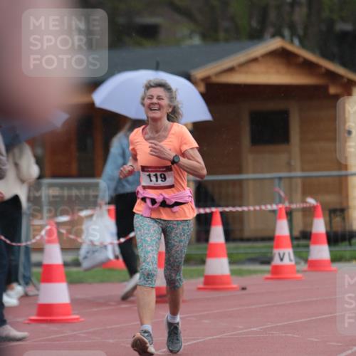 13.04.2025 - Hammer Lauf A. Gomolzig http://msf.ph/oto/7665092 13.04.2025 12:05:52 Ziel 119, 287, 1946, 1947 meine-sportfotos.de